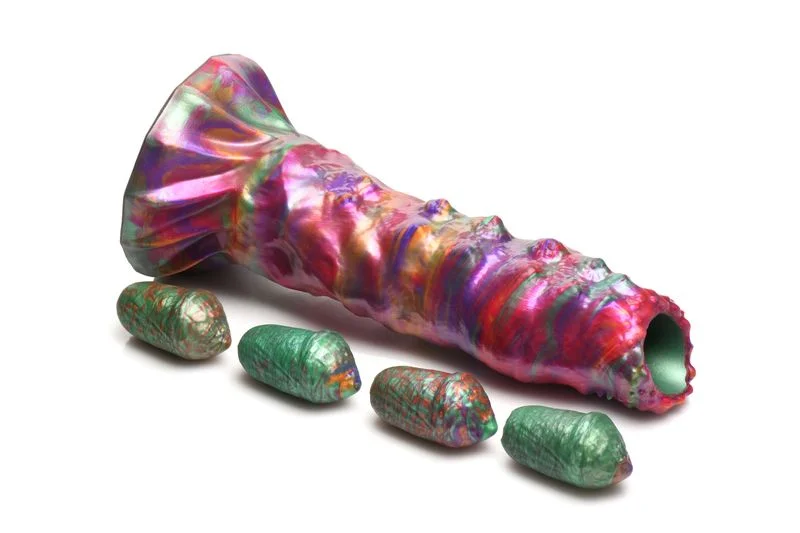 Ovipositor Dildo Met Eieren